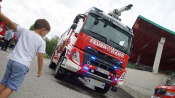 [ID: sIXOkp3vr3o] Youtube Automatic