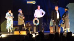 2. Premiere des Theaterstücks „Wenn einer eine Reise tut“