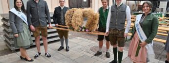 [ID: qxminOu_9LE] Youtube Automatic