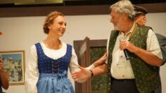 Obersteirische Volksbühne – Das Musterdirndl
