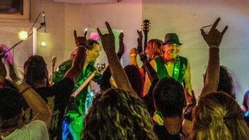 Privat: [ID: 56YcyD8U_U8] Youtube Automatic