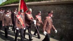 Privat: [ID: LISvhv03KSk] Youtube Automatic