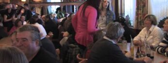 Privat: [ID: 4eyFnsC-_iM] Youtube Automatic