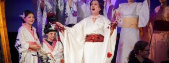 Privat: [ID: NzHjLzTMNDk] Youtube Automatic