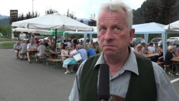 Maibaumumschneiden in St. Michael