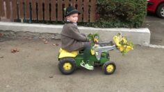 Privat: [ID: SCjKJaxjxmY] Youtube Automatic