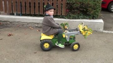 Privat: [ID: SCjKJaxjxmY] Youtube Automatic