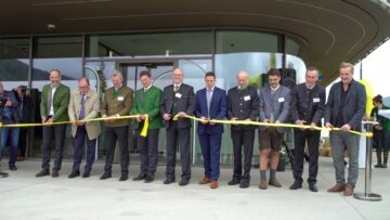 Privat: [ID: Jq2iaIb2VNM] Youtube Automatic