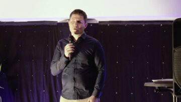 Privat: [ID: 2FxhKMq2g34] Youtube Automatic