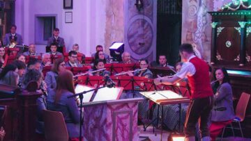 Privat: [ID: hYToRGxhnoU] Youtube Automatic