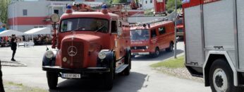 Privat: [ID: Q-I9LmR-fQk] Youtube Automatic