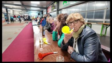 Privat: [ID: TgxAQYnbM5A] Youtube Automatic