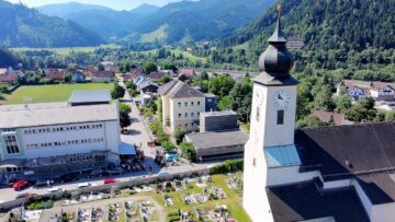 Privat: [ID: 0fF99LlXT9s] Youtube Automatic