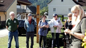 Privat: [ID: q-T3Pd-wNYE] Youtube Automatic