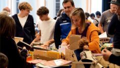 Privat: [ID: 8fy8ApdnJ_8] Youtube Automatic