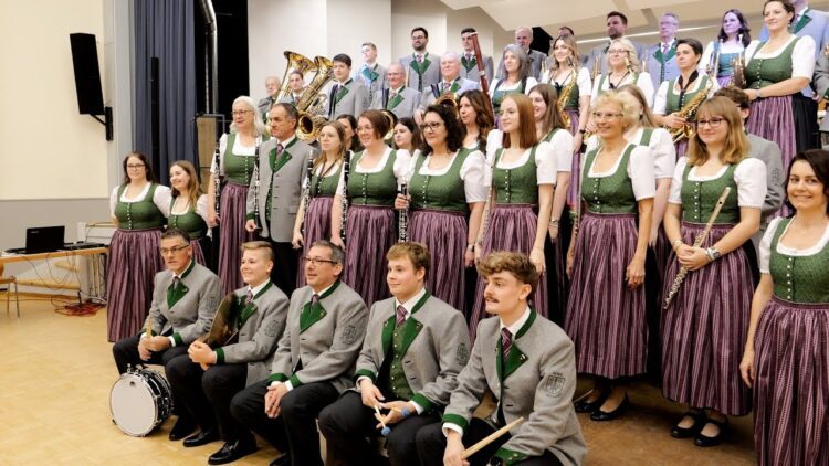 Privat: [ID: dQ8chZsmwTo] Youtube Automatic