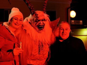 Privat: [ID: vG5XsQuAgxE] Youtube Automatic